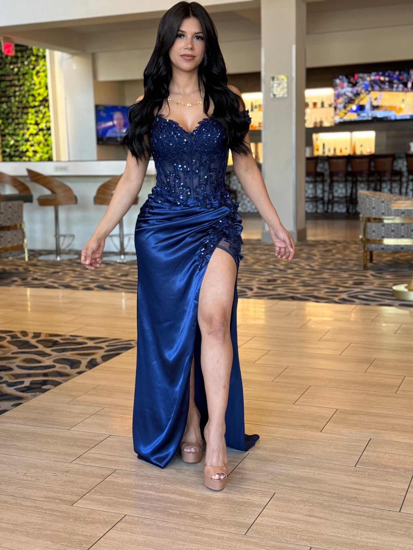 Navy maxi