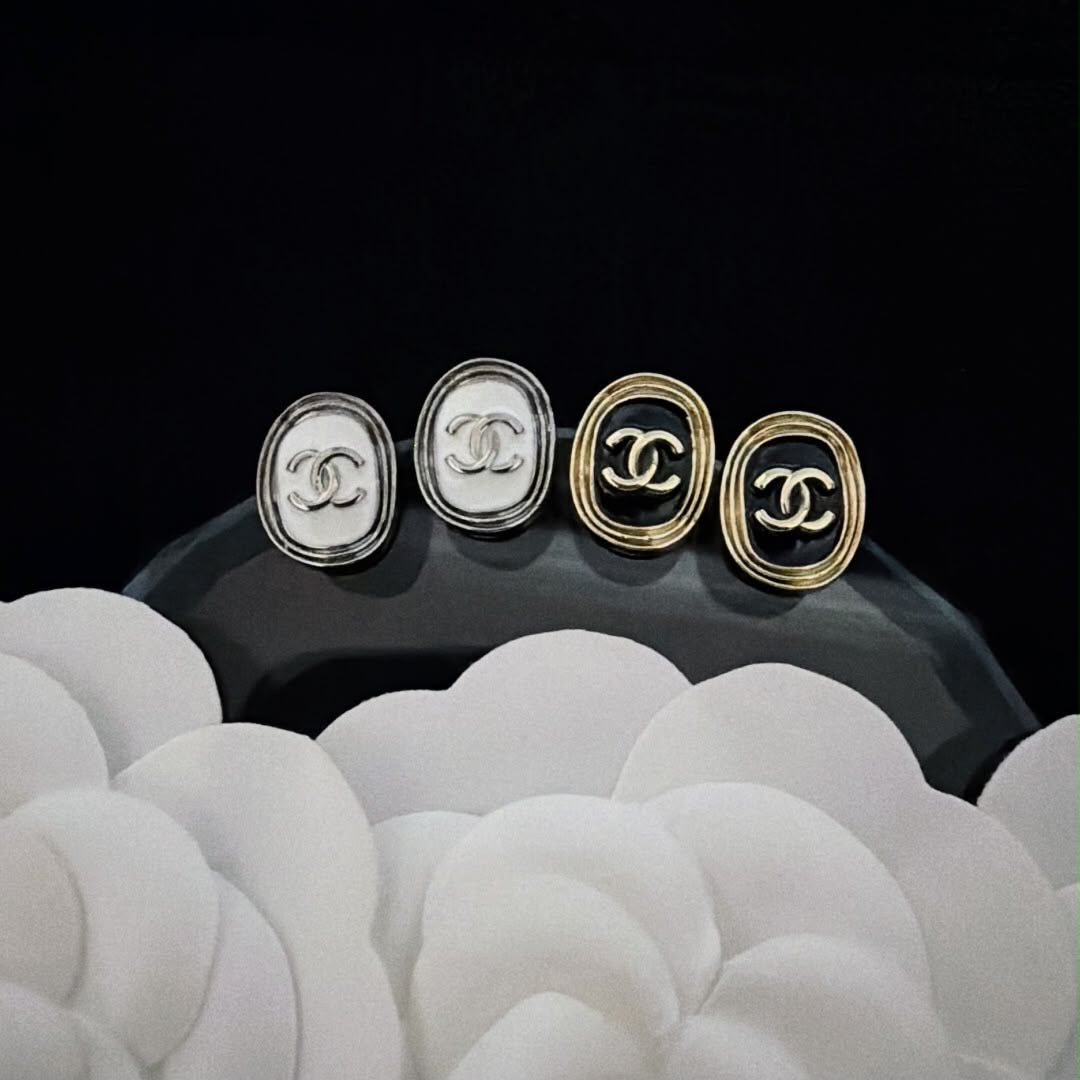 Cc ovals earing