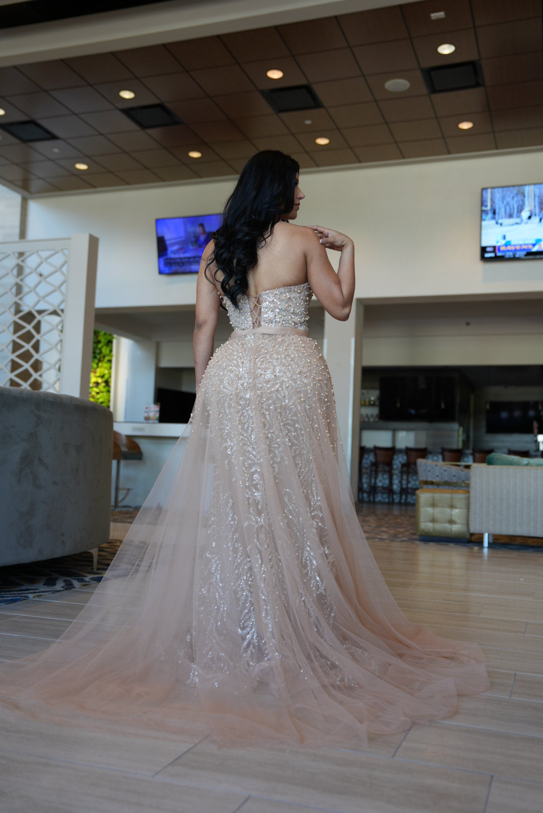 Elegancia champagne