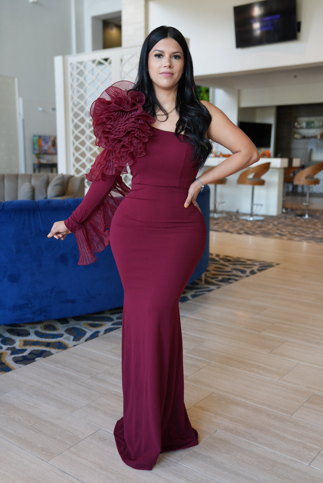 Inés burgandy