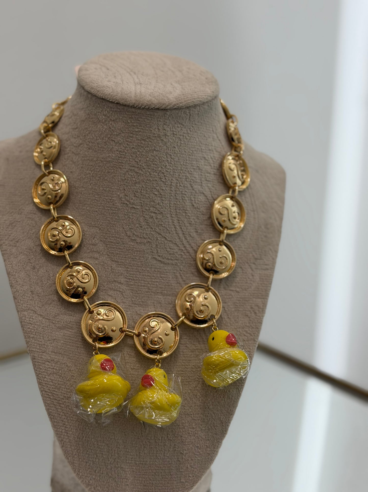 3 Ducks necklace