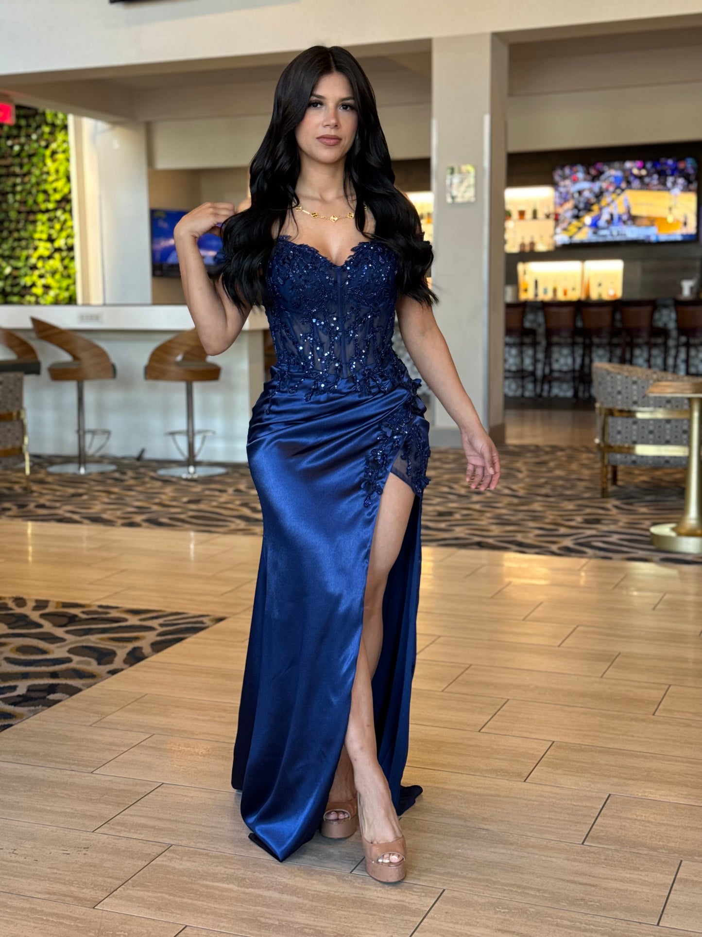 Navy maxi