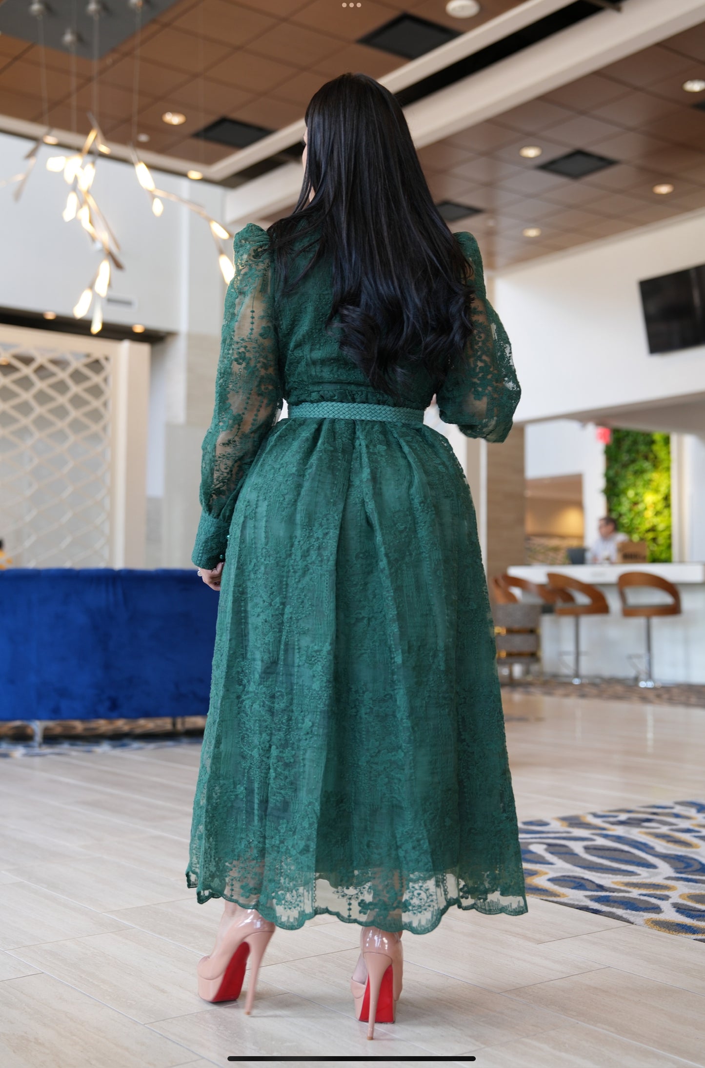 Lace maxidress