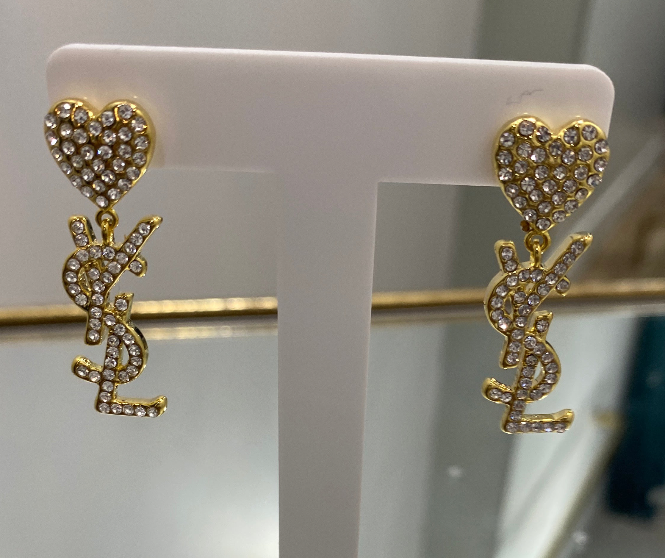 Corazón earring
