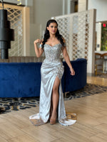 Silver maxi