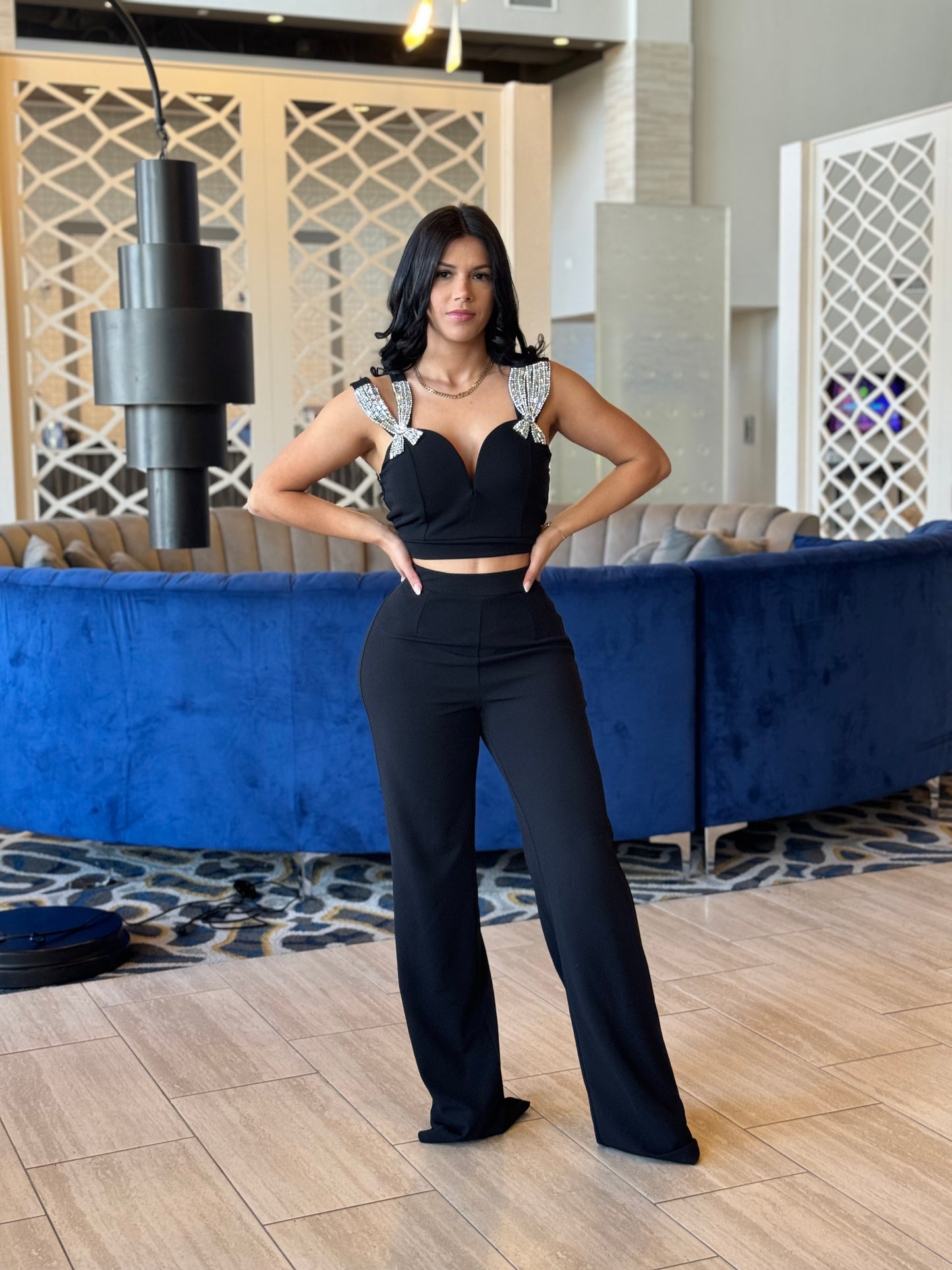 Moni set black