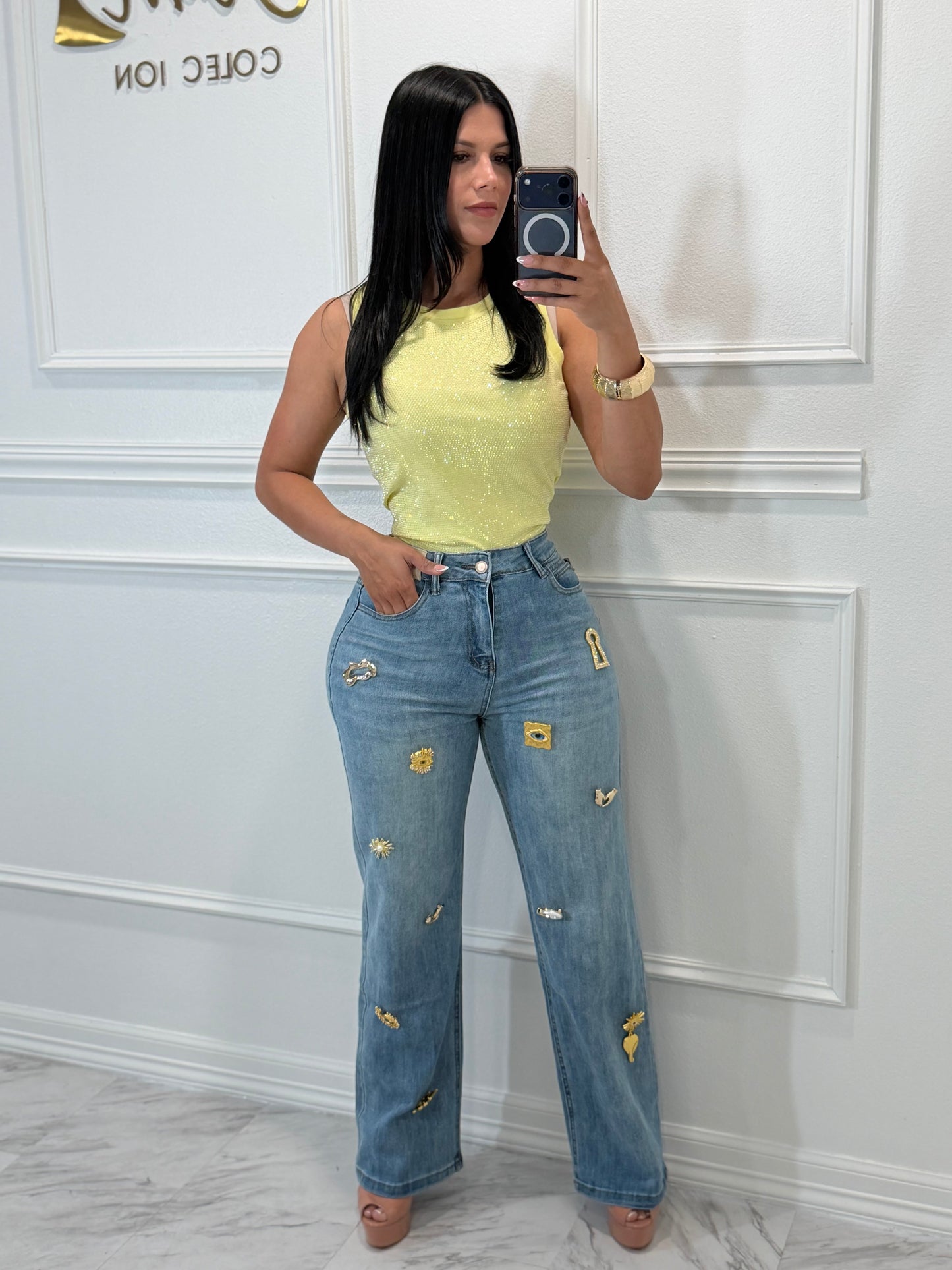 Eye jeans