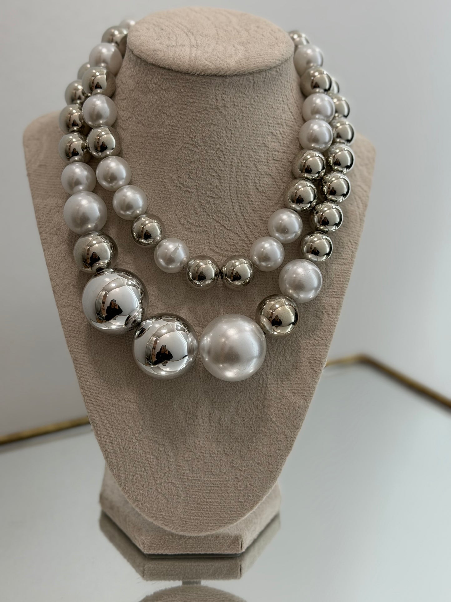 Silver circle necklace