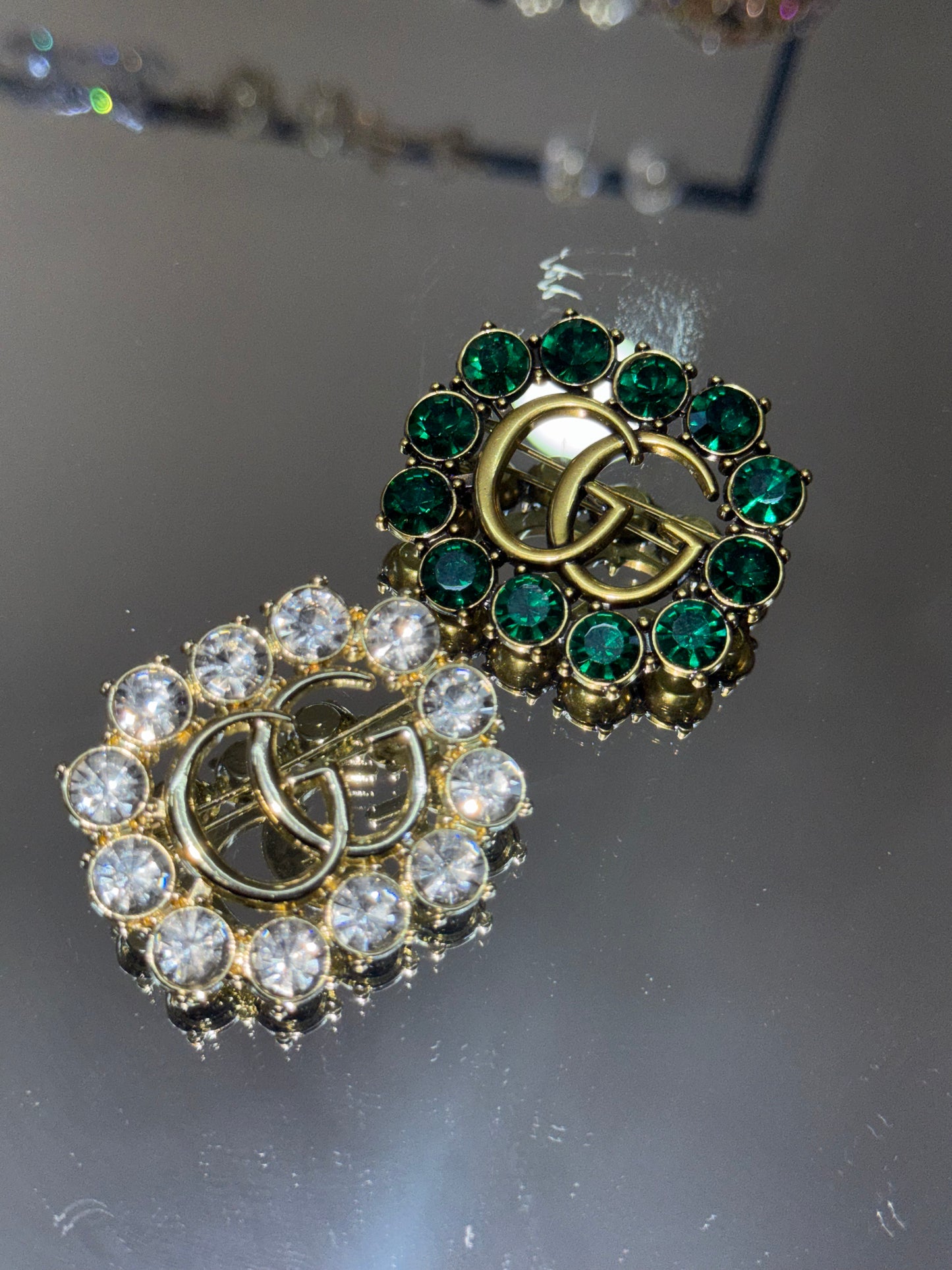 Aretes & brooch gold gg